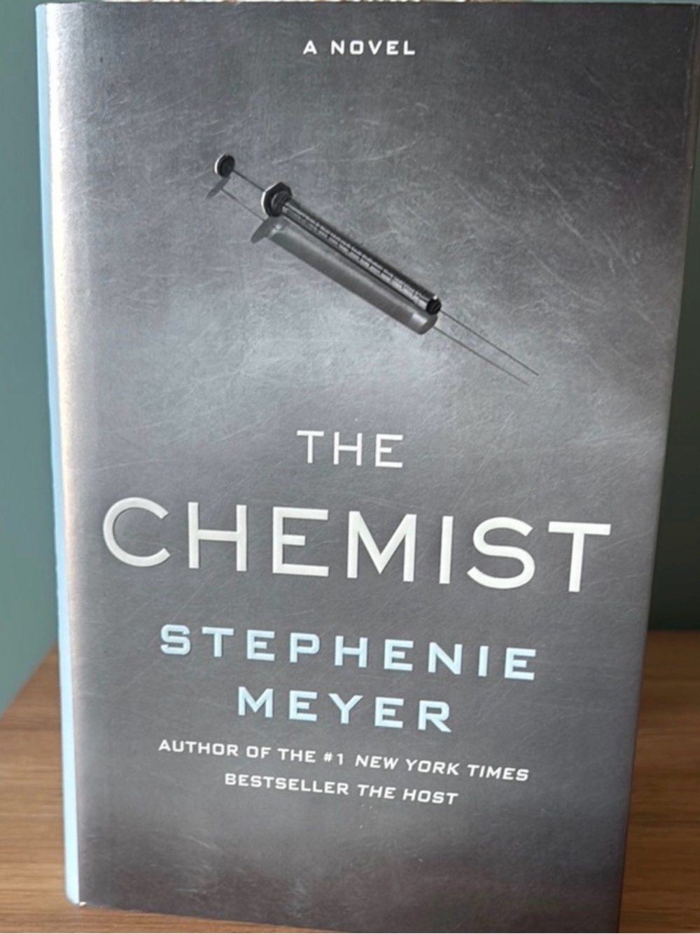 The Chemist by Stephenie Meyer
Hardcover